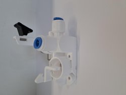 Vízszivárgásgátló gyorscsatlakozóval